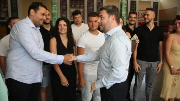 Ν. Ανδρουλάκης: Δεν ζητάμε από τον ελληνικό λαό «λευκή επιταγή»