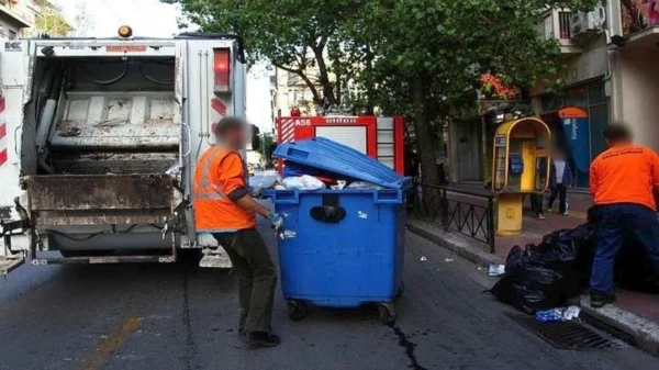 Ξυλοκόπησαν εργαζόμενο καθαριότητας του Δήμου Αθηναίων στην Κυψέλη - Δεν ήθελαν να περιμένουν το απορριμματοφόρο