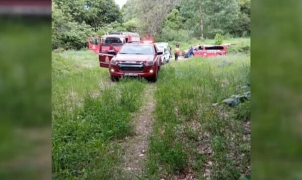 Δράμα: Ελικόπτερο προσπαθεί να προσεγγίσει το σημείο όπου βρίσκεται ο δεύτερος ορειβάτης – Παραμένει χωρίς τις αισθήσεις του