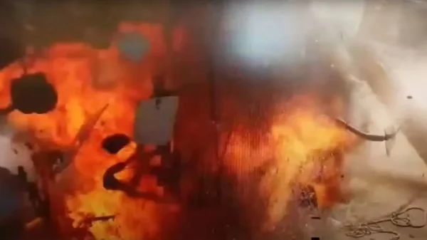 Ταχύπλοο τινάχτηκε στον αέρα στην Τουρκία κατά τη διάρκεια του ανεφοδιασμού - Δείτε σε βίντεο την τρομακτική έκρηξη