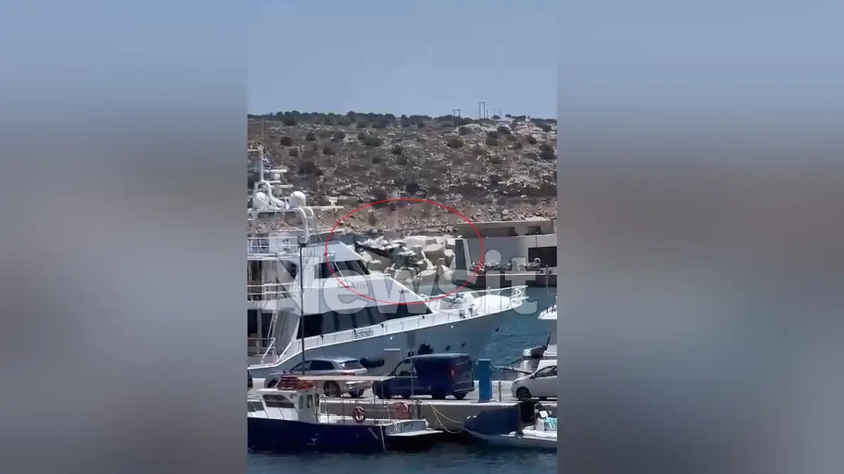 Μαρίνα Βουλιαγμένης: Νέο βίντεο από την πτώση του ελικοπτέρου – “Οι επιβαίνοντες ήταν σε άσχημη ψυχολογική κατάσταση, έκλαιγαν”