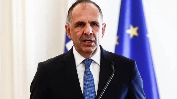Γ. Γεραπετρίτης στη συζήτηση για το Σύνταγμα: Η συναίνεση φέρει πολλαπλασιαστικό αποτέλεσμα και μας το απέδειξε και η αναθεώρηση του 2001