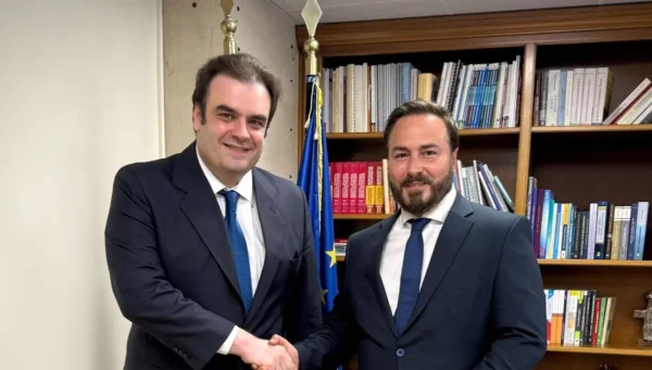 Συνάντηση εργασίας του Διαμαντή Γκολιδάκη με τον Κυριάκο Πιερρακάκη