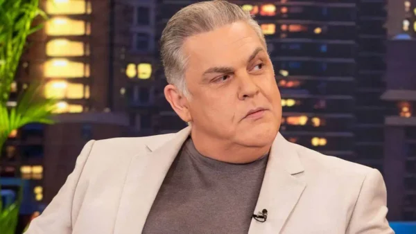 Αντώνης Λουδάρος: «Όταν πέθανε η μητέρα μου, ο πατέρας μου μου είπε “εγώ δεν μπορώ να σε κρατήσω”»
