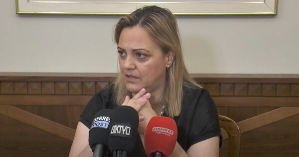 B.Μητλιάγκα: "Προσπαθούμε να υπάρχει συνεννόηση για τα έργα που κάνουν οι εταιρείες στους δρόμους" - video