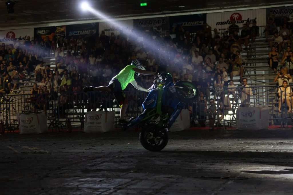 Το 26ο Motor Festival στη Θεσσαλονίκη – Σόου που θυμίζει χολιγουντιανή παραγωγή