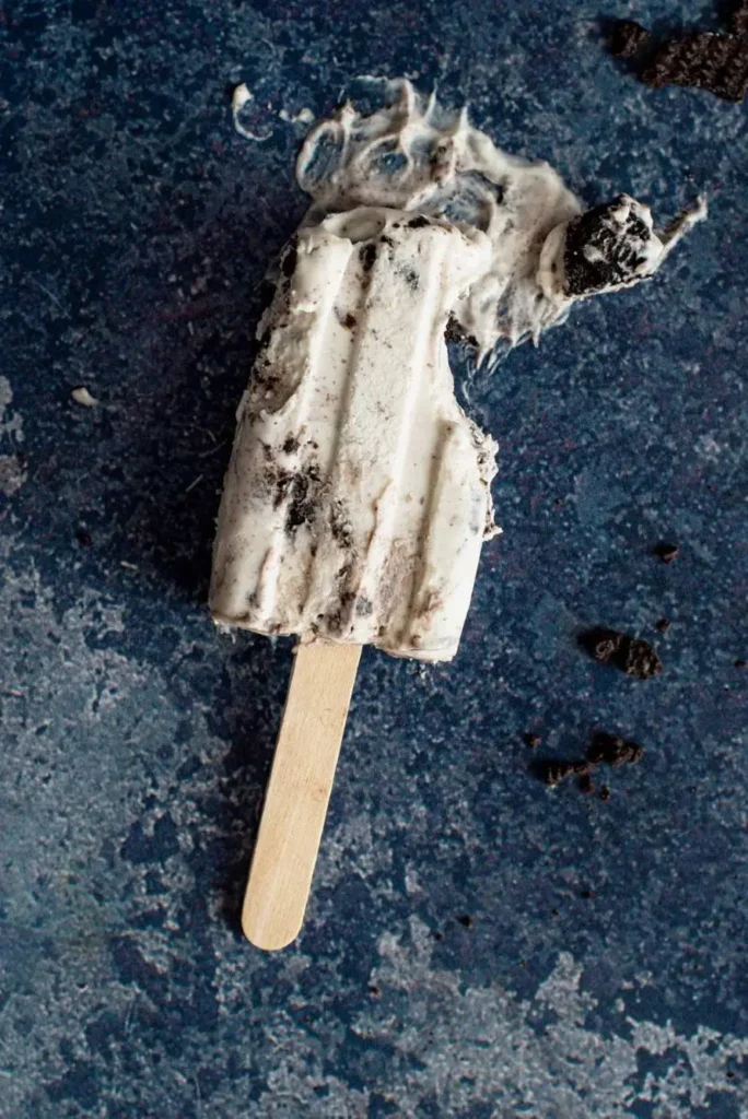 Παγωτό cookies στο ξυλάκι