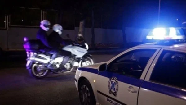 Επεισόδιο με πυροβολισμούς στο Περιστέρι - Συνεπιβάτης μηχανής πυροβόλησε οδηγό ΙΧ
