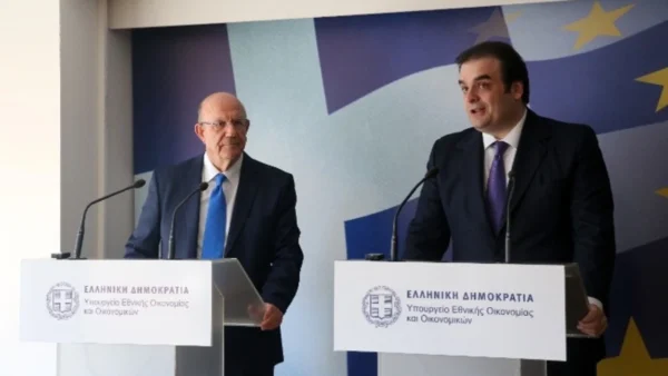 Συνάντηση Κυρ. Πιερρακάκη με τον Υπουργό Οικονομικών της Κύπρου Μάκη Κεραυνό