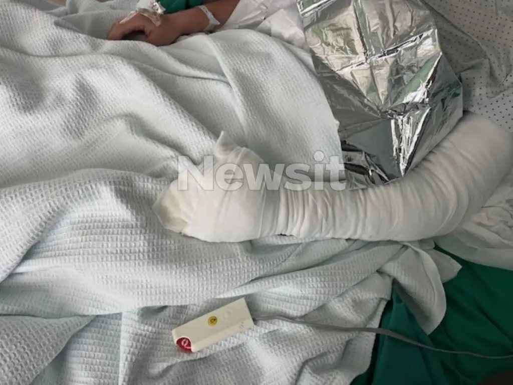 Σέρρες: “Έτρεχε αίμα από το μάτι μου, τυφλώθηκα”, λέει ο 19χρονος ψυκτικός που τραυματίστηκε από την έκρηξη στο νοσοκομείο