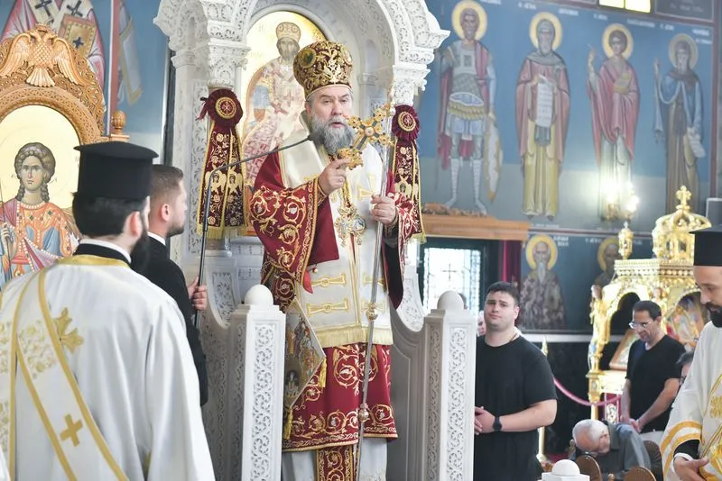 Σερρών Θεολόγος: «Η Εκκλησία μας πορεύεται,εμπνέεται, συγκροτείται και φωτίζεται,από το πυρ της αγίας Πεντηκοστής»