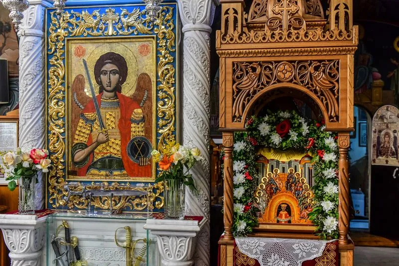 Σερρών Θεολόγος: «Η Εκκλησία μας πορεύεται, εμπνέεται, συγκροτείται και φωτίζεται, από το πυρ της αγίας Πεντηκοστής»