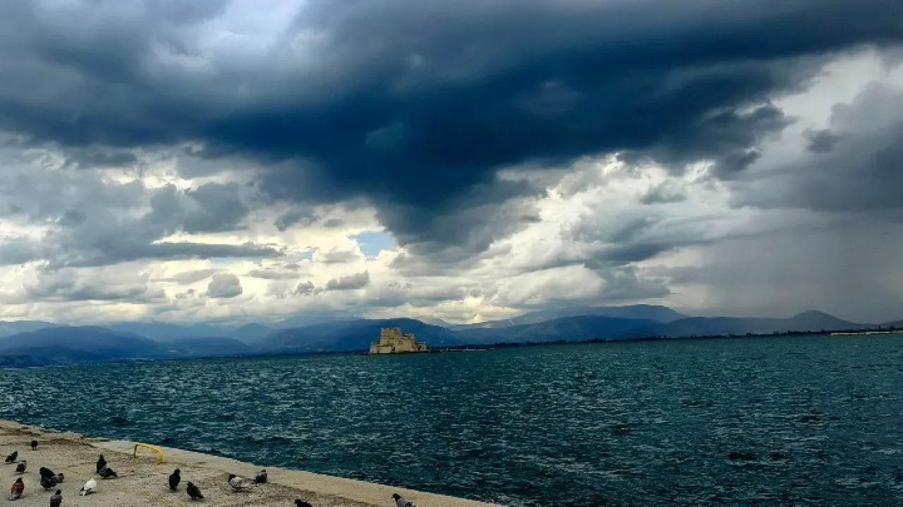 Υψηλές θερμοκρασίες μέχρι σήμερα, μπουρίνια από αύριο προβλέπει η ΕΜΥ