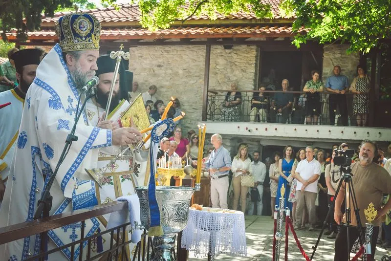 Σερρών Θεολόγος: «Το Άγιον Πνεύμα φανερώνει τον Χριστό, ως Σωτήρα και Λυτρωτή του κόσμου»
