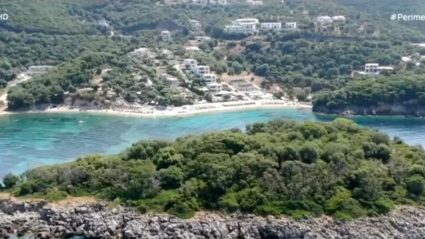Θεσπρωτία: Εμβληματική η παραλία της Αγίας Παρασκευής όπου βουνό και θάλασσα γίνονται ένα