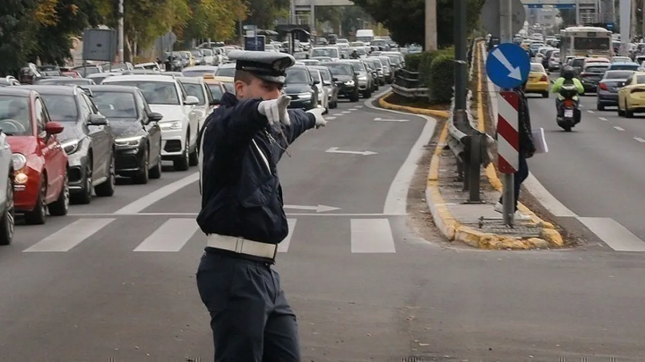 Αυξημένα μέτρα της Τροχαίας σε όλη την επικράτεια για το τριήμερο του Αγίου Πνεύματος