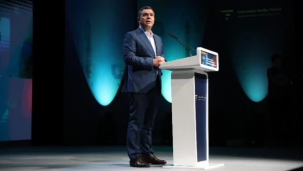 Αλέξης Τσίπρας: Χρειάζεται ένας νέος πατριωτισμός απέναντι στην ολιγαρχία και την κλεπτοκρατία