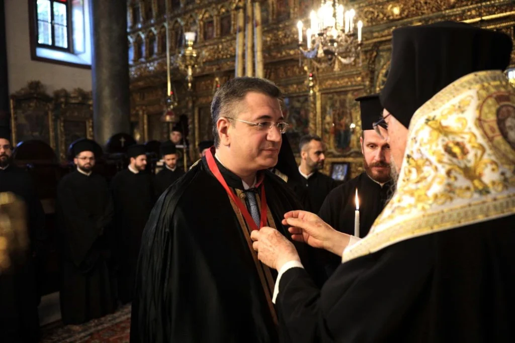 Άρχοντας του Οικουμενικού Πατριαρχείου αναγορεύτηκε ο Απόστολος Τζιτζικώστας στο Φανάρι