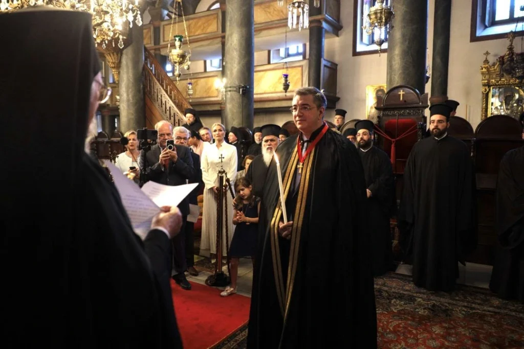 Άρχοντας του Οικουμενικού Πατριαρχείου αναγορεύτηκε ο Απόστολος Τζιτζικώστας στο Φανάρι