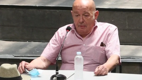 Πέθανε ο σκηνοθέτης Βασίλης Παπαβασιλείου