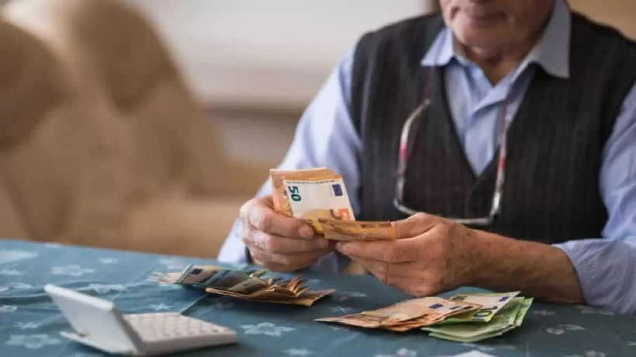 Κόβουν τα πλασματικά, ανεβάζουν τα όρια - Τι αλλάζει στις συντάξεις