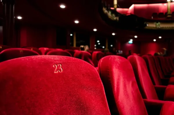 Έφυγαν από τη ζωή δύο ηθοποιοί με διαφορά λίγων ωρών