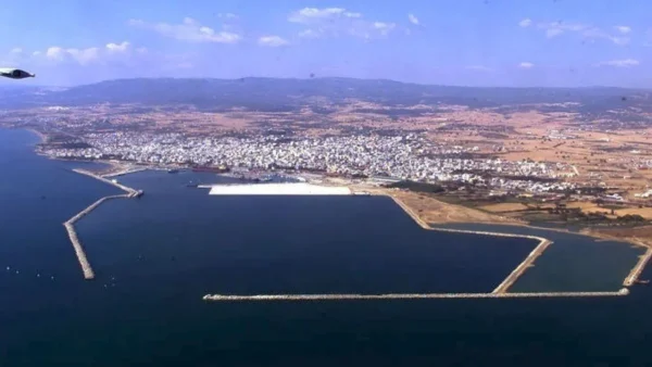 Αλεξανδρούπολη: Υπεγράφη η σύμβαση αναβάθμισης του συστήματος φωτισμού της ΠΑΜΘ