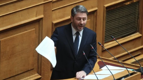 Ν. Ανδρουλάκης: Δεν μας αξίζει ένας αδύναμος και πολιτικά εκβιαζόμενος πρωθυπουργός
