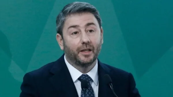 Ν. Ανδρουλάκης για την ακρίβεια στα ακτοπλοϊκά: Απαγορευτικές ακόμη και οι ολιγοήμερες διακοπές