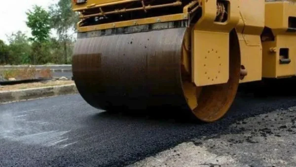 Δήμος Σερρών: Εργασίες ασφαλτόστρωσης στις οδούς Νικομηδείας και Στρυμώνος
