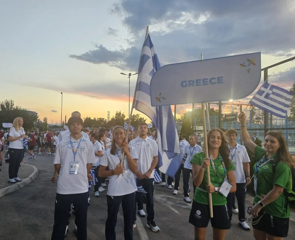Τελετή Έναρξης για το Ευρωπαϊκό Ολυμπιακό Φεστιβάλ Νέων – Πρώτη παρέλασε η Ελλάδα