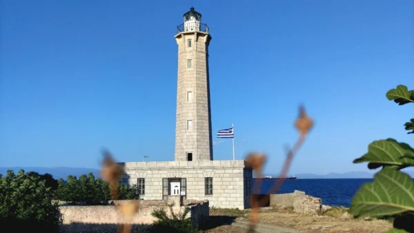 Φάρος Γυθείου: Ο φάρος, το νησάκι και ο μύθος - video