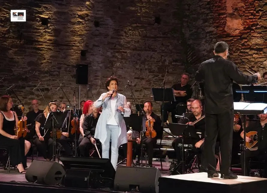 Με χιλιάδες θεατές και 12 sold out παραστάσεις ολοκληρώθηκε το Φεστιβάλ Επταπυργίου 2025 γεμάτο φως, συγκίνηση και πολιτισμό