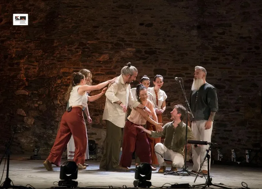 Με χιλιάδες θεατές και 12 sold out παραστάσεις ολοκληρώθηκε το Φεστιβάλ Επταπυργίου 2025 γεμάτο φως, συγκίνηση και πολιτισμό