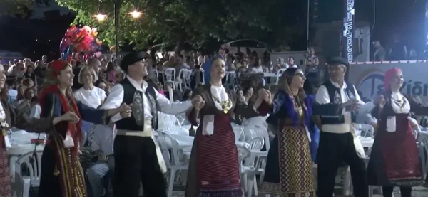 10η γιορτή μπακάλικης πιπεριάς στον Αη-Γιάννη Σερρών με γλέντι και χορό- video
