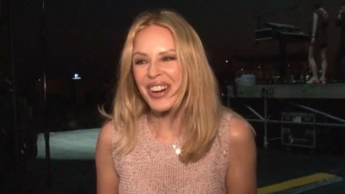 Kylie Minogue: "Με κάνετε να νιώθω σαν να είμαι στο σπίτι μου"