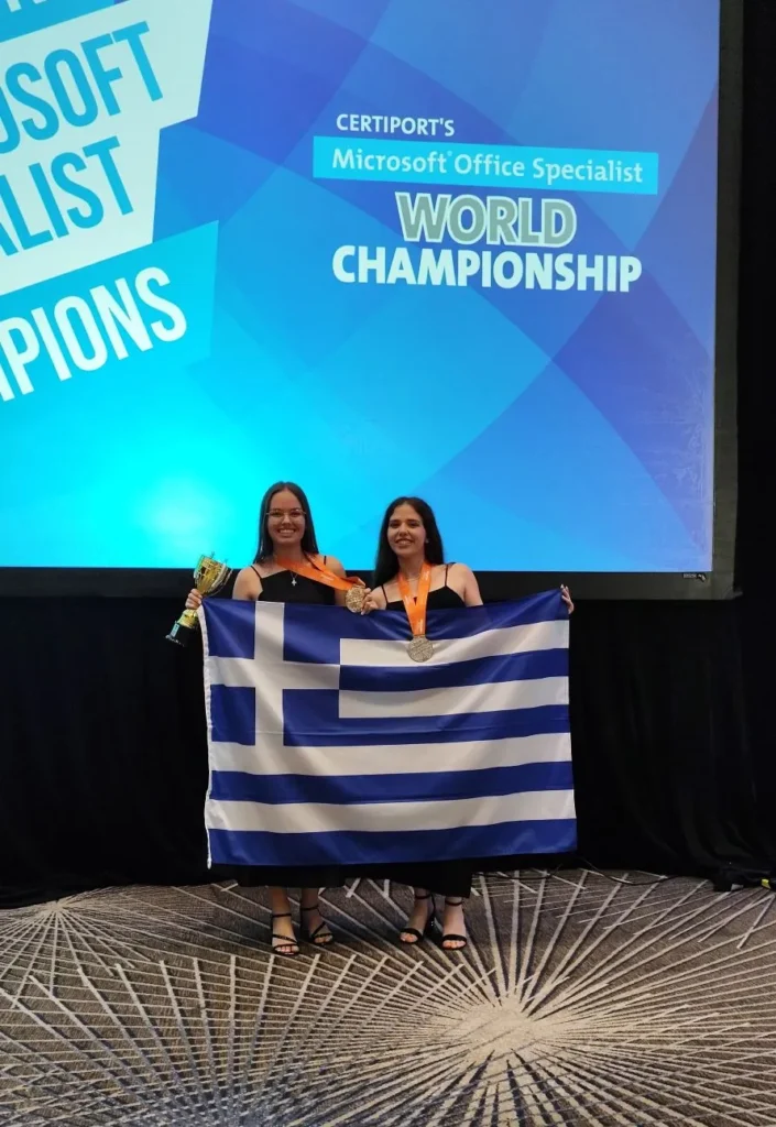 Δυο 17χρονες Ελληνίδες στην κορυφή του κόσμου στον παγκόσμιο διαγωνισμό πληροφορικής της Microsoft
