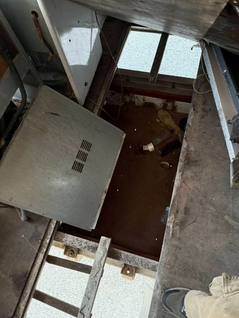 Ν.Κερδύλια: Μετέφερε παράνομα 16 μετανάστες σε ειδικές κρύπτες φορτηγού