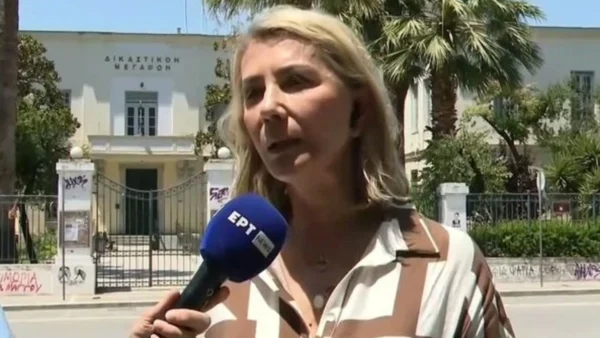 Η Ζέττα Μακρή κατήγγειλε πως έπεσε θύμα εκβιασμού – Συνελήφθη δημοσιογράφος με προσημειωμένα χαρτονομίσματα