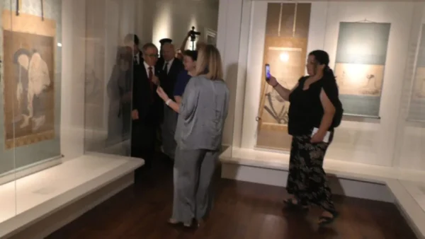Λ. Μενδώνη: Εντάσσεται η αποκατάσταση των Αγγλικών Στρατώνων στο Παλαιό Φρούριο Κέρκυρας