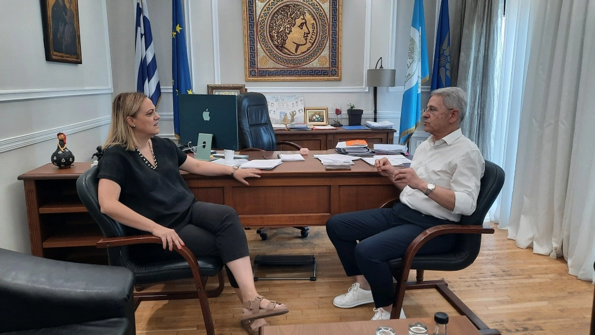 Συνάντηση της Δημάρχου Σερρών με τον Γενικό Γραμματέα Υποδοχής Αιτούντων Άσυλο - Δεν αλλάζει η χωρητικότητα της δομής των Σερρών