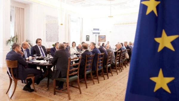 Συνάντηση του Κυριάκου Μητσοτάκη με τους επικεφαλής των ιδρυμάτων της «Πρωτοβουλίας '21»