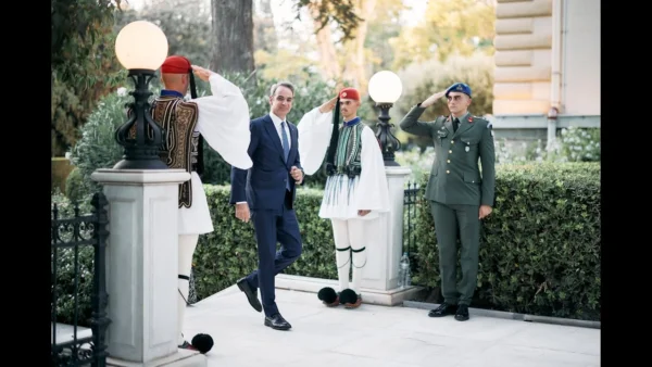 Κυρ. Μητσοτάκης: "Η Δημοκρατία δεν πρέπει ποτέ να θεωρείται δεδομένη"