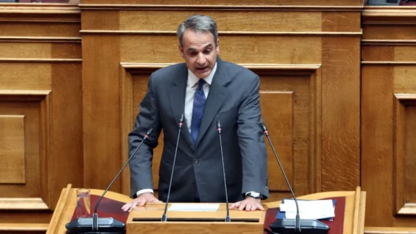 Κυρ. Μητσοτάκης για μεταναστευτικό: Αναστέλλεται η εξέταση αιτήσεων ασύλου για 3 μήνες