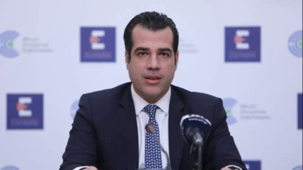 Συνάντηση Πλεύρη με βουλευτές ΝΔ Σερρών: Καμία αλλαγή στον δήμο Σερρών - Κλειστή η δομή στη Σιντική
