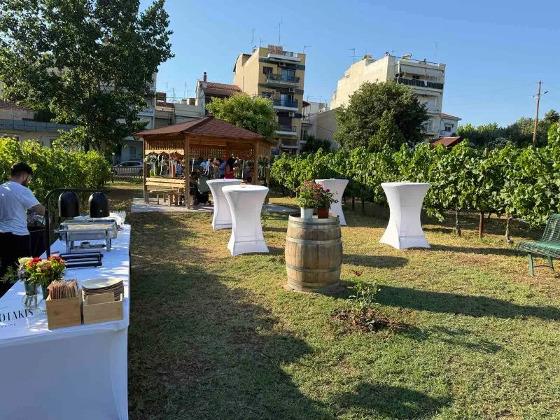 Ο πρώτος πολιτικός γάμος στον αστικό αμπελώνα του Δήμου Θεσσαλονίκης