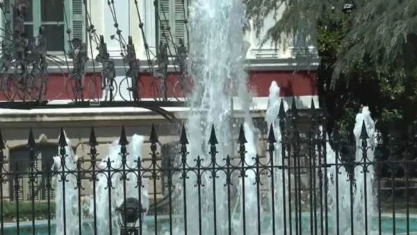 Χτυπά ο καύσωνας με 42άρια -Συναγερμός στις Σέρρες - video