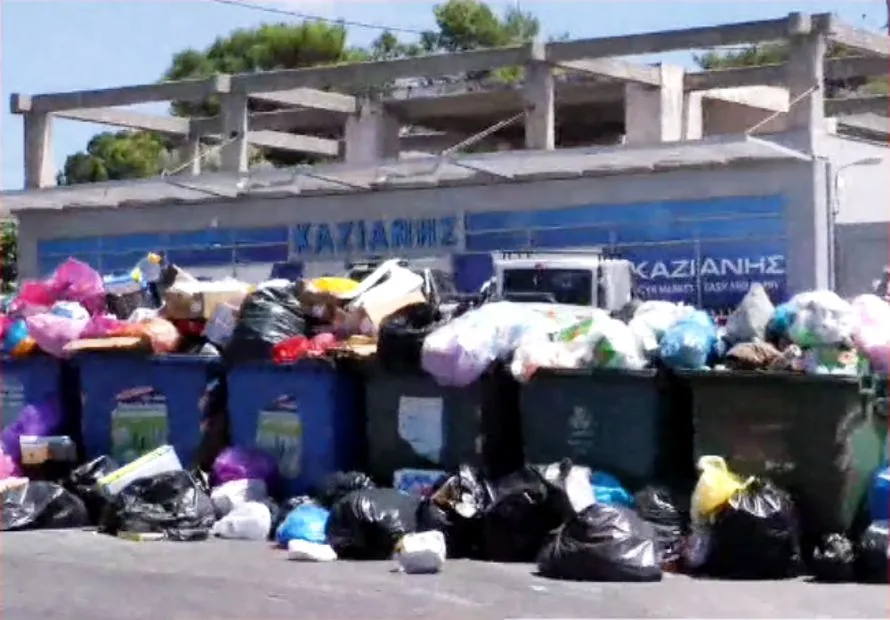 Δεκάδες πρόστιμα για την ασύδοτη ρίψη σκουπιδιών επιβάλλει ο δήμος Κερκύρας