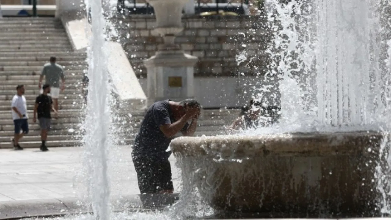 Καύσωνες πιο συχνοί και πιο έντονοι: Προ των πυλών το νέο κύμα ζέστης