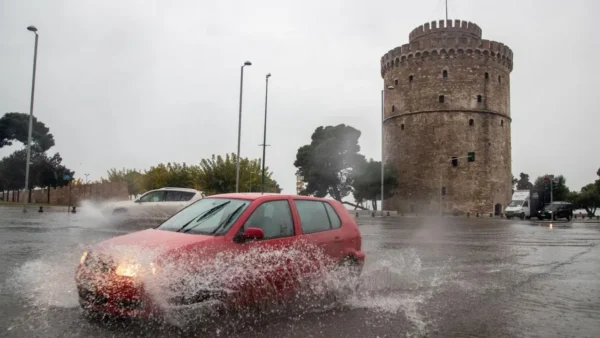 Καταιγίδα “ρεκόρ” στη Θεσσαλονίκη: 37 λίτρα νερού ανά τετραγωνικό μέτρο σε λιγότερο από μία ώρα